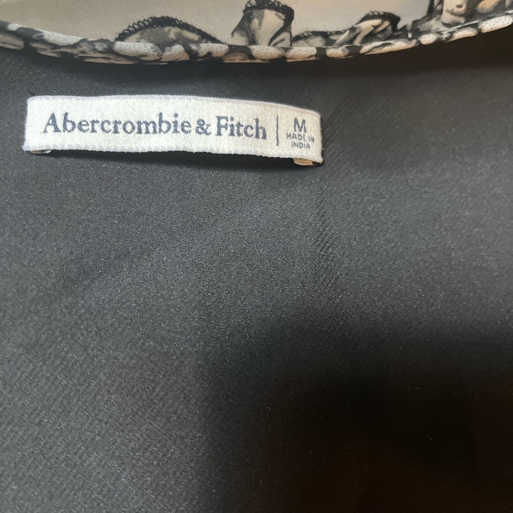 Abercrombie & Fitch Black Floral Long Sleeve Dress - Picture 9 of 9